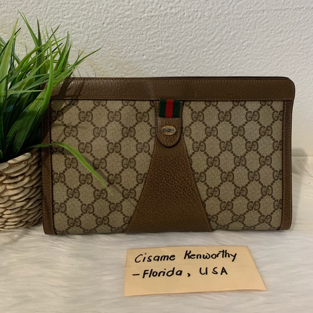 Authentic GUCCI Clutch